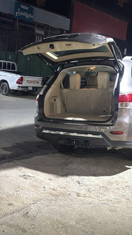 Riyadh, Vehicles, Cars & Trucks , SAR 26000,  Nissan Pathfinder Platinum,  2014,  Automatic,  232765 KM,