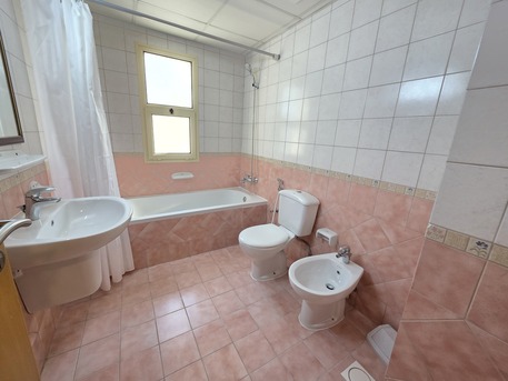 Juffair, Apartments, Flats, Houses & Villas, BHD 500/month,  Furnished,  170 Sq. Meter,  Extremely Spacious | Gas Connection | Family Building | Free Internet | Near Ramez Mall