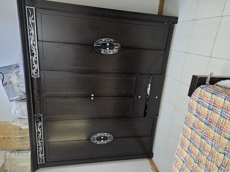 Al Jubail Al Balad, Furniture, SAR 1200,  Complete Bed Set, Wardrobe, Dressing Table