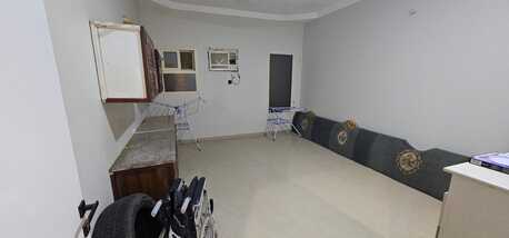 Dhahrat Laban, Apartments, Flats, Houses & Villas, SAR 2000/month,  A Clean And Well-maintained Family Flat Is Available In A Secure Family Building, Ideal Fo