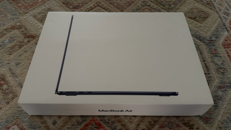 Riyadh, Computers, SAR 2000,  Macbook Air 13 M2 8GB 256 Midnight