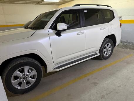Riyadh, Vehicles, Cars & Trucks , SAR 261000,  Toyota Land Cruiser 300,  2024,  Automatic,  15000 KM,  For Sale:   Series (GXR2 Trim)