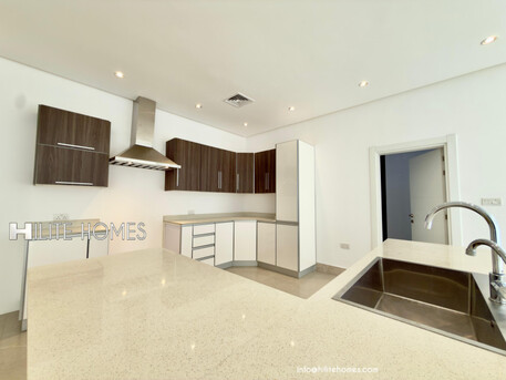 Kuwait City, Apartments, Flats, Houses & Villas, KWD 900/month,  4 BR,  Spacious 4-Bedroom Floor For Rent In Al Funaitis