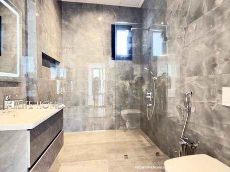 Kuwait City, Apartments, Flats, Houses & Villas, KWD 900/month,  4 BR,  Spacious 4-Bedroom Floor For Rent In Al Funaitis