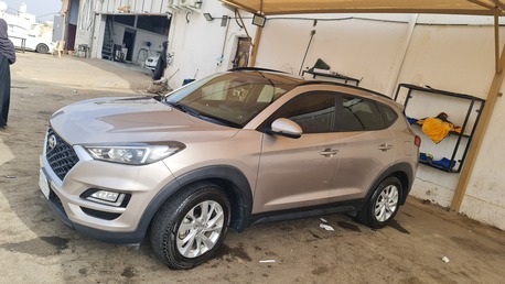 Riyadh, Vehicles, Cars & Trucks , SAR 63,  Hyundai Tucson 2020,  2020,  Automatic,  105000 KM,  , 1.6 GDI Panoramic Roof