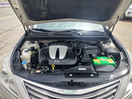 Riyadh, Vehicles, Cars & Trucks , SAR 34000,  Hyundai Azera,  2015,  Automatic,  300354 KM,