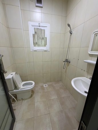 Salmaniya, Apartments, Flats, Houses & Villas, BHD 200,  1 BR,  Semi Furnished 1bedroom Flat For Rent With Ewa