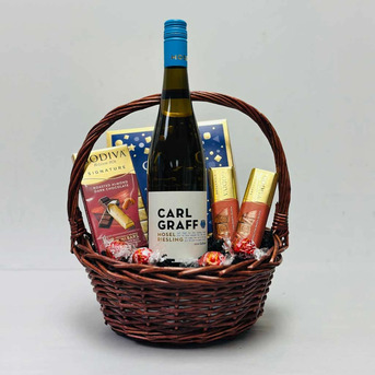 New York, Food, USD 79,  Timeless Elegance In Every Wicker Wine Gift Baskets For Special Moments