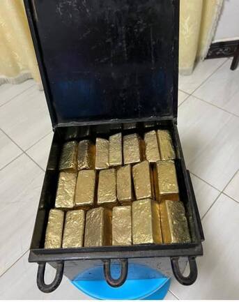 Doha, Business Partners, We Have PURE And REAL AU GOLD BARS, Nuggets Available For Investors/Buyers