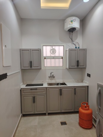 Riyadh, Sublets, SAR 1600/month,  1 BR,  225 Sq. Feet,  Furnished Room Available Suitable For Two Persons