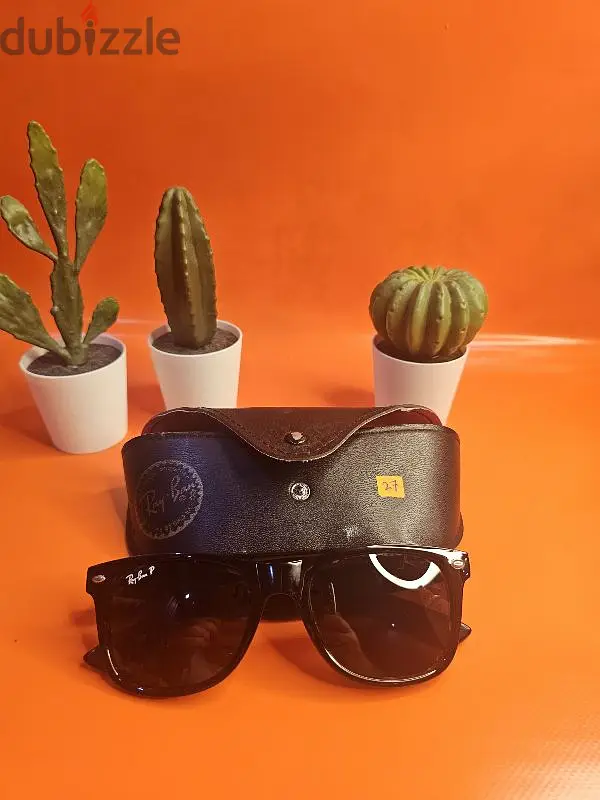 Manama, Clothing & Accessories, BHD 10,  🛑🛑🛑rayban Original Sunglasses Used Clean 10bd🛑🛑🛑
