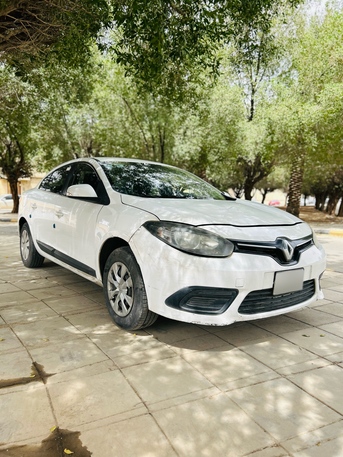 Riyadh, Vehicles, Cars & Trucks , SAR 14500,  Renault Fluence,  2015,  Automatic,  176000 KM,    MODEL  GEAR NEAT CAR FOR SALE