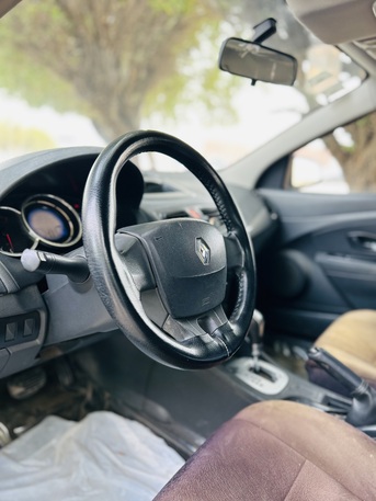 Riyadh, Vehicles, Cars & Trucks , SAR 14500,  Renault Fluence,  2015,  Automatic,  176000 KM,    MODEL  GEAR NEAT CAR FOR SALE