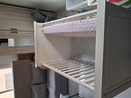 Riyadh, Baby & Kid Stuff, SAR 300,  Baby Crib For Sale (Pottery Barn) With Mattress And Crib Bumpers