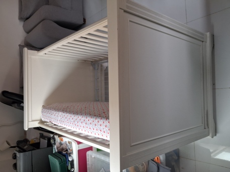 Riyadh, Baby & Kid Stuff, SAR 300,  Baby Crib For Sale (Pottery Barn) With Mattress And Crib Bumpers