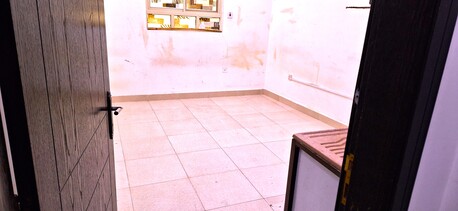 West Riffa, Apartments, Flats, Houses & Villas, BHD 90/month,  10 Sq. Meter,  Studio Room Available In West Riffa Near Macromart With EWA