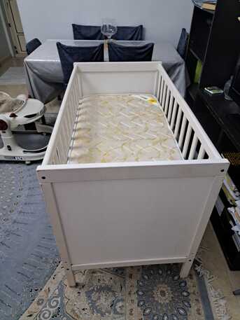 Madinat Al Ummal, Furniture, SAR 250,  Baby Crib For Sale &ndash; Like New Condition