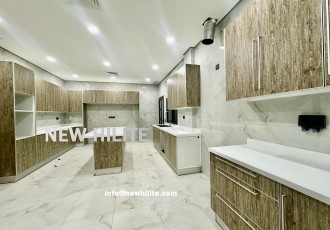 Kuwait City, Villas, KWD 1400,  Bedroom Luxury Villa For Rent In Abu Fatera