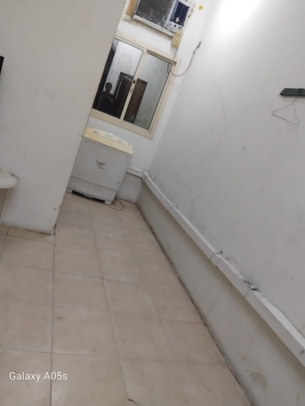 Muharraq, Apartments, Flats, Houses & Villas, BHD 100/year,  1 BR,  Studio Flat For Rent In Muharraq 100 Bd Including Ewa