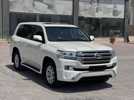 Manama, Vehicles, Cars & Trucks , BHD 14500,  Toyota Land Cruiser GX-R,  2017,  Automatic,  115300 KM,    (Pearl)