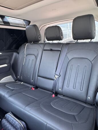 Manama, Vehicles, Cars & Trucks , BHD 32000,  Land Rover Defender,  2021,  Automatic,  72250 KM,    (Grey)