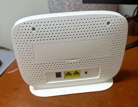 Jeddah, Electronics, SAR 140,  TP-Link 300Mbps 4G WiFi Router