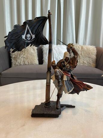 Manama, Video Games, BHD 0100,  BHD 100, PlayStation Limited Edition Figures (Excellent Condition)