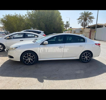 Riyadh, Vehicles, Cars & Trucks , SAR 22000,  Renault Safrane,  2015,  Automatic,  123000 KM,   3.5 Litre Top Range Car