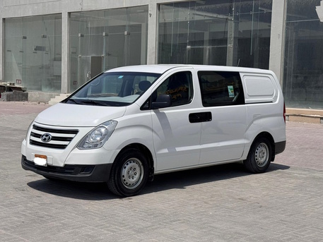 Manama, Vehicles, Cars & Trucks , BHD 3800,  Hyundai H-1,  2018,  Manual,  125250 KM,   /  (White)