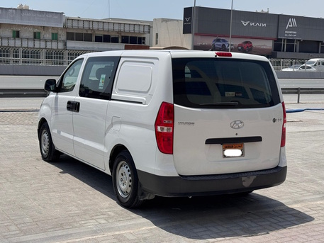 Manama, Vehicles, Cars & Trucks , BHD 3800,  Hyundai H-1,  2018,  Manual,  125250 KM,   /  (White)
