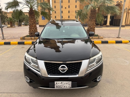 Riyadh, Vehicles, Cars & Trucks , SAR 32000,  Nissan Pathfinder,  2014,  Automatic,  237000 KM,