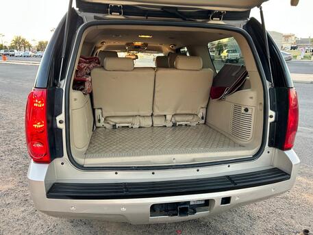 Bani Malik, Vehicles, Cars & Trucks , SAR 31500,  Gmc Yukon XL,  2011,  Automatic,  300 KM,  Excellent Condition