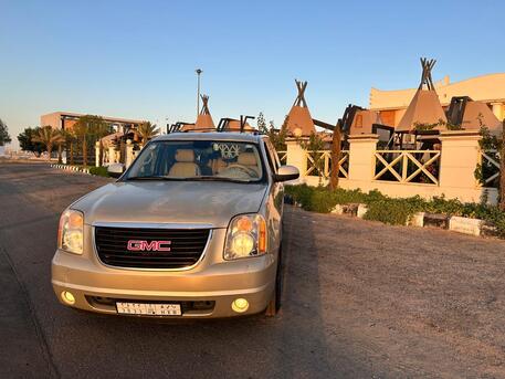 Bani Malik, Vehicles, Cars & Trucks , SAR 31500,  Gmc Yukon XL,  2011,  Automatic,  300 KM,  Excellent Condition