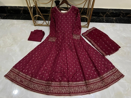 Thuqbah, Clothing & Accessories, SAR 215,  Ready To Wear Silk