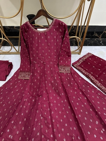 Thuqbah, Clothing & Accessories, SAR 215,  Ready To Wear Silk