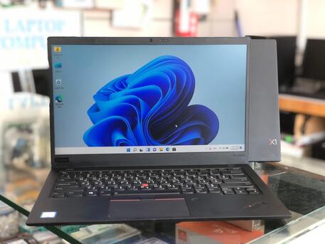Manama, Computers, BHD 105,  Lenovo X1 Carbon Core I7 7th Gen Laptop 16GB DDR4 RAM 14" Full HD Screen (Free Bag & Mouse