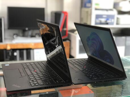 Manama, Computers, BHD 105,  Lenovo X1 Carbon Core I7 7th Gen Laptop 16GB DDR4 RAM 14" Full HD Screen (Free Bag & Mouse