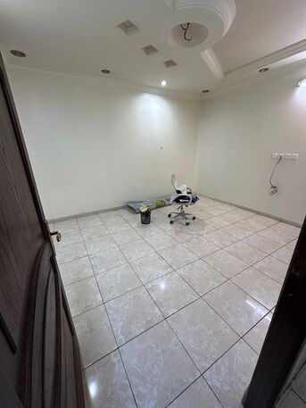 Al Sanabel, Rooms for Rent, SAR 1000/month,  70 Sq. Feet,  Room Available With Separate Washroom