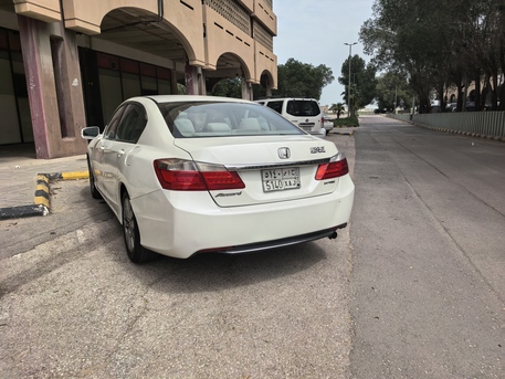 Dammam, Vehicles, Cars & Trucks , SAR 39000,  Honda Accord,  2013,  Automatic,  298000 KM,  SR 39,000/- (Slightly Negotiable)  , 298,000 Km