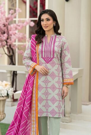 Duba, Wholesale Products, Im Selling Branded Stitched And Unstitched Suits