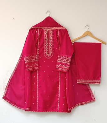 Ajman, Clothing & Accessories, AED 180,  Ready To Wear Cotton Lawn Embroidered Work