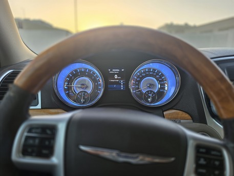 Riyadh, Vehicles, Cars & Trucks , SAR 32500,  Chrysler 300C,  2012,  Automatic,  294442 KM,    | Pristine Condition |  Full Service History