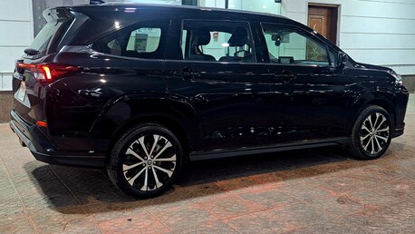 Riyadh, Vehicles, Cars & Trucks , SAR 56500,  TOYOTA VELOZ,  2024,  Automatic,  25000 KM,  7 SEATER ORIGINAL CONDITION FREE OF ACCIDENT-2