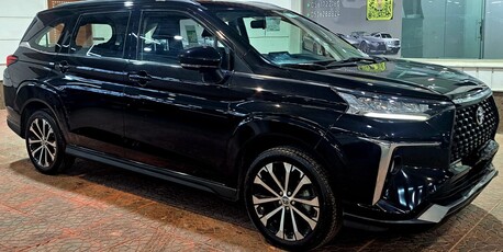 Riyadh, Vehicles, Cars & Trucks , SAR 56500,  TOYOTA VELOZ,  2024,  Automatic,  25000 KM,  7 SEATER ORIGINAL CONDITION FREE OF ACCIDENT-2