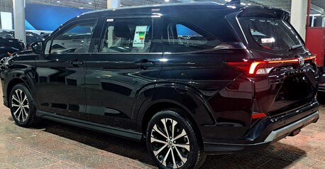 Riyadh, Vehicles, Cars & Trucks , SAR 56500,  TOYOTA VELOZ,  2024,  Automatic,  25000 KM,  7 SEATER ORIGINAL CONDITION FREE OF ACCIDENT4 -=