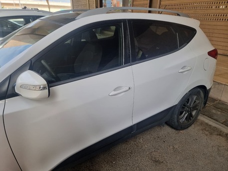 Jeddah, Vehicles, Cars & Trucks , SAR 32000,  Hyundai Tucson,  2015,  Automatic,  192000 KM,  With Panoramic Sunroof