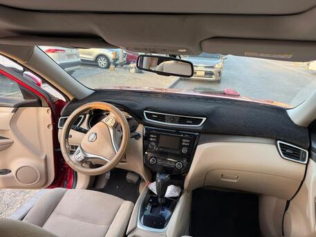 Manama, Vehicles, Cars & Trucks , NISSAN XTRAIL,  2015,  Automatic,  185000 KM,   , FULL OPTION, 7 SEATER, 4WD.
