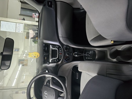 Riffa, Vehicles, Cars & Trucks , BHD 1900,  Hyundai Accent 2106,  2016,  Automatic,  105900 KM,  Hyundai Accent  Family Used