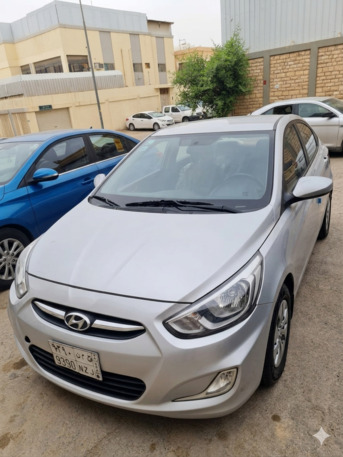 Al Malaz, Vehicles, Cars & Trucks , SAR 24000,  Hyundai Accent,  2016,  Automatic,  330 KM,    - Neat & Clean - Only 24,000.00 SAR