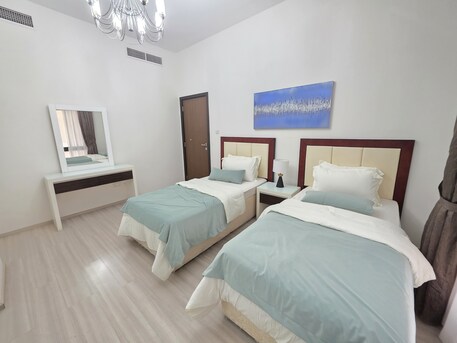 Mahooz, Apartments, Flats, Houses & Villas, BHD 550/month,  Furnished,  3 BR,  140 Sq. Meter,  Bright | Balcony | Magnificent View | Beautiful Furniture | Semi Closed Kitchen | Family B